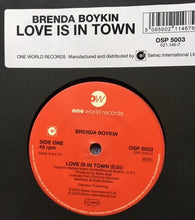 BRENDA BOYKIN - LOVE IS IN TOWN (ONE WORLD) Mint Condition.