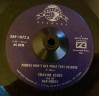 SHARON JONES - PEOPLE DON'T GET WHAT THEY DESERVE (DAPTONE) Mint Condition